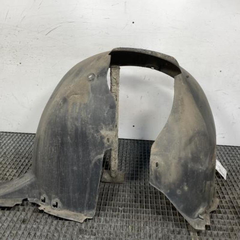 Pare boue avant droit SEAT LEON 2 Photo n°1