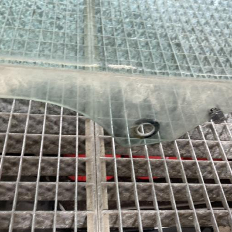 Vitre avant droit RENAULT LAGUNA 3 Photo n°5