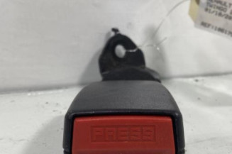 Attache ceinture arriere gauche RENAULT TWINGO 2