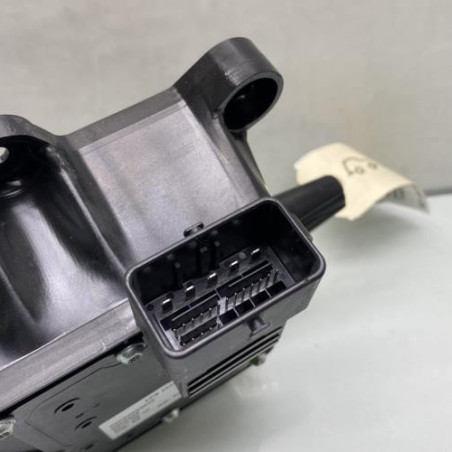 Bloc electrique de frein a main PEUGEOT 5008 1