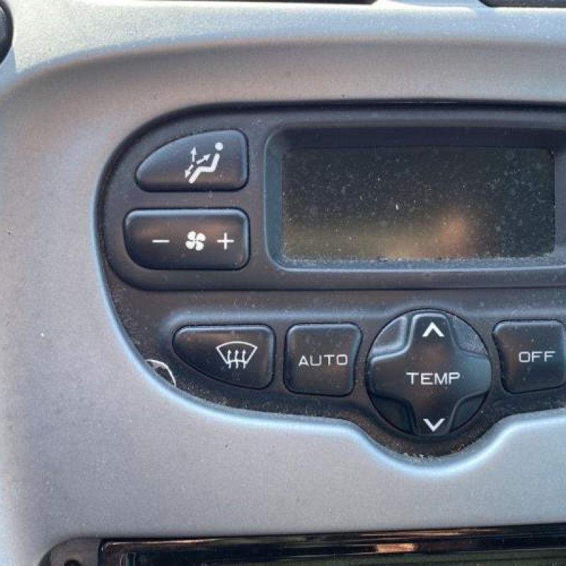 Feu arriere principal droit (feux) CITROEN XSARA PICASSO Photo n°19