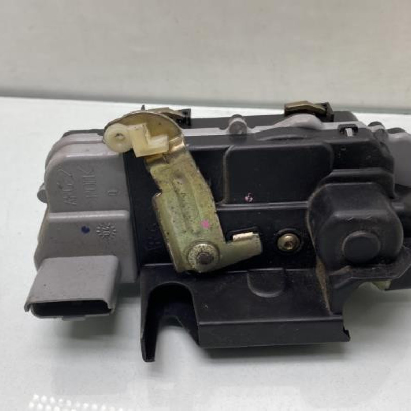 Serrure arriere droit CITROEN XSARA PICASSO Photo n°2