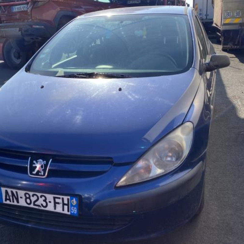Bouton de warning PEUGEOT 307 Photo n°10