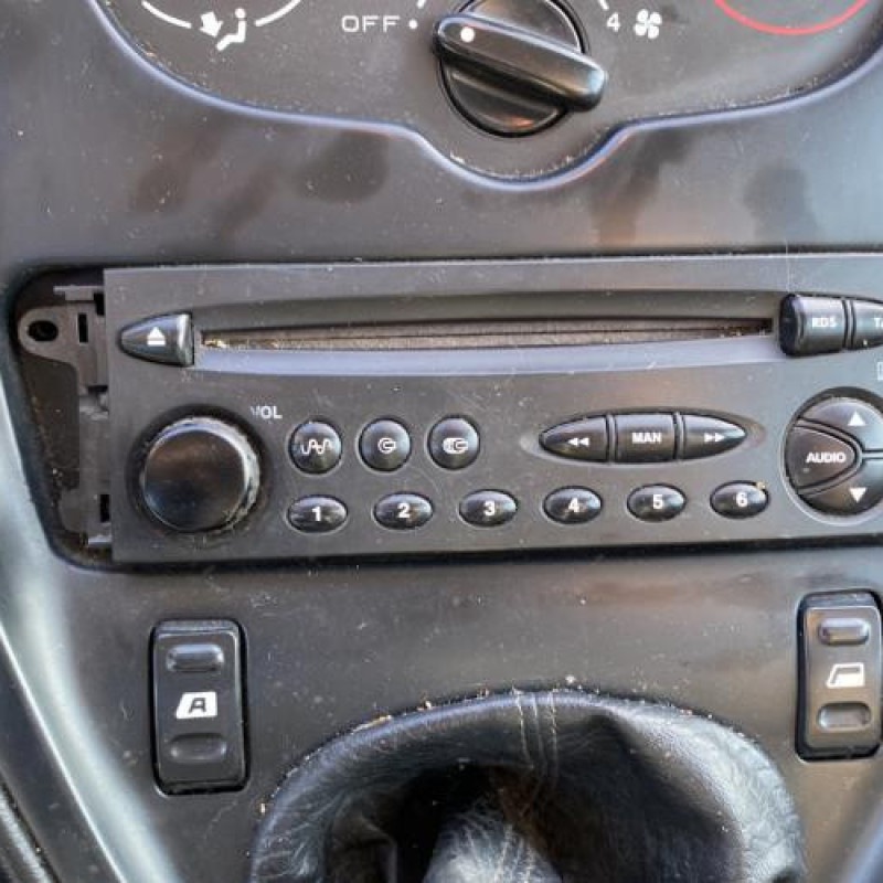 Etrier avant droit (freinage) CITROEN XSARA PICASSO Photo n°20