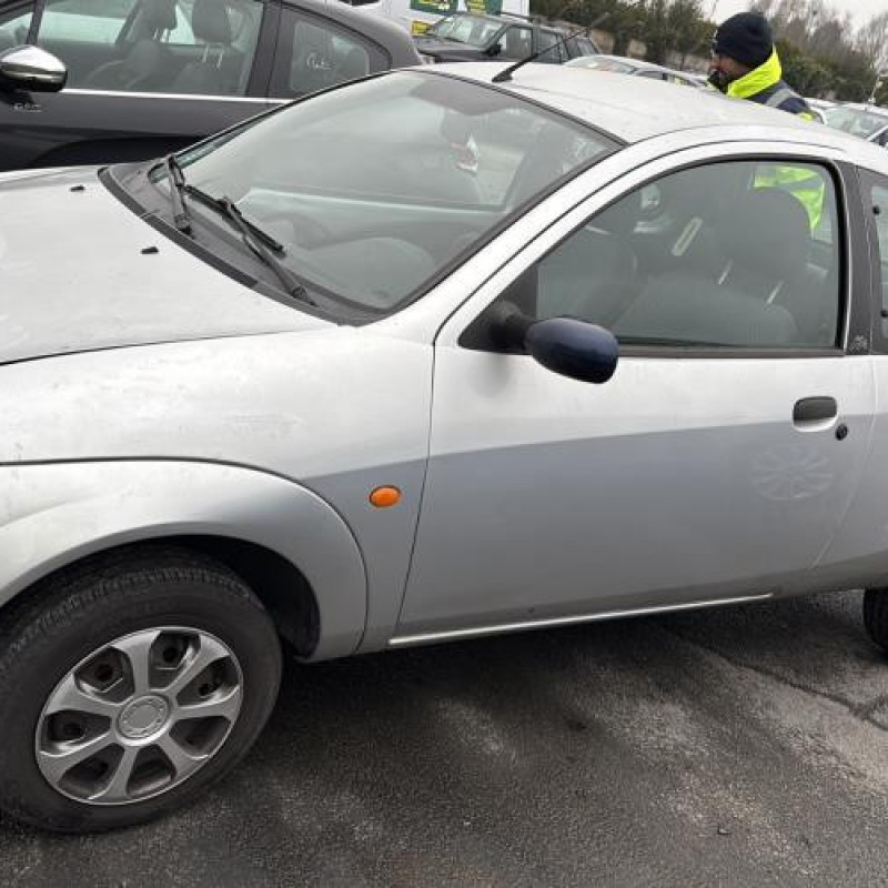 Feu arriere principal gauche (feux) FORD KA 1 Photo n°12