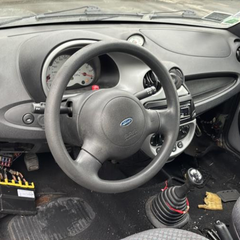 Feu arriere principal gauche (feux) FORD KA 1 Photo n°16