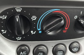 Optique avant principal gauche (feux)(phare) FORD KA 1