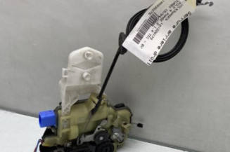 Serrure arriere droit VOLKSWAGEN POLO 4
