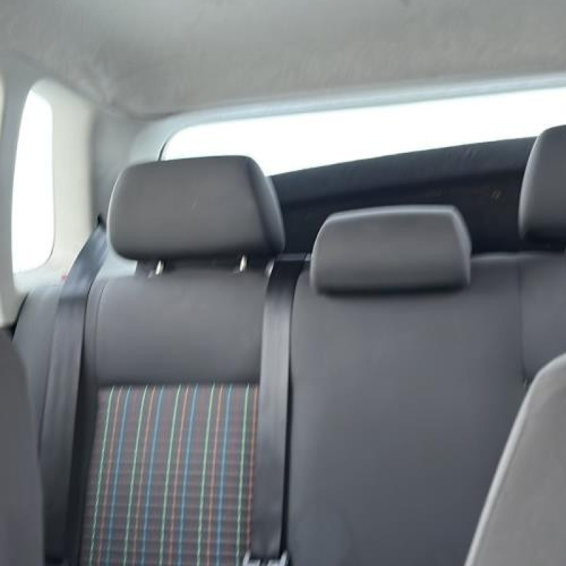 Serrure arriere droit VOLKSWAGEN POLO 4 Photo n°13