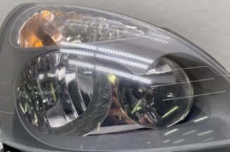 Optique avant principal droit (feux)(phare) RENAULT CLIO 2 Photo n°1