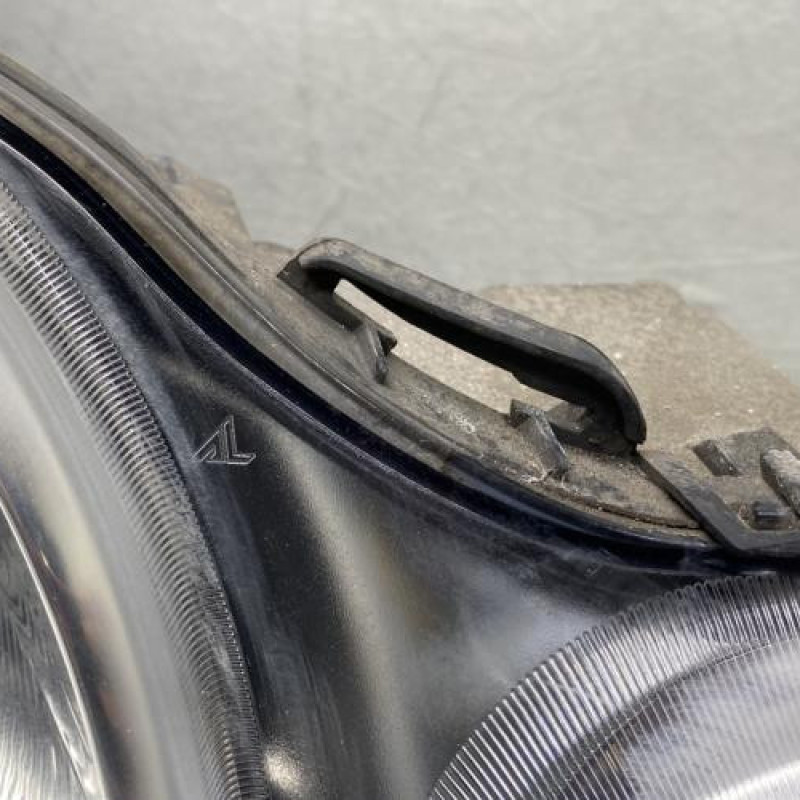 Optique avant principal droit (feux)(phare) VOLKSWAGEN POLO 4 Photo n°3