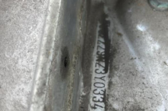 Serrure avant droit VOLKSWAGEN POLO 4