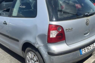 Serrure avant droit VOLKSWAGEN POLO 4
