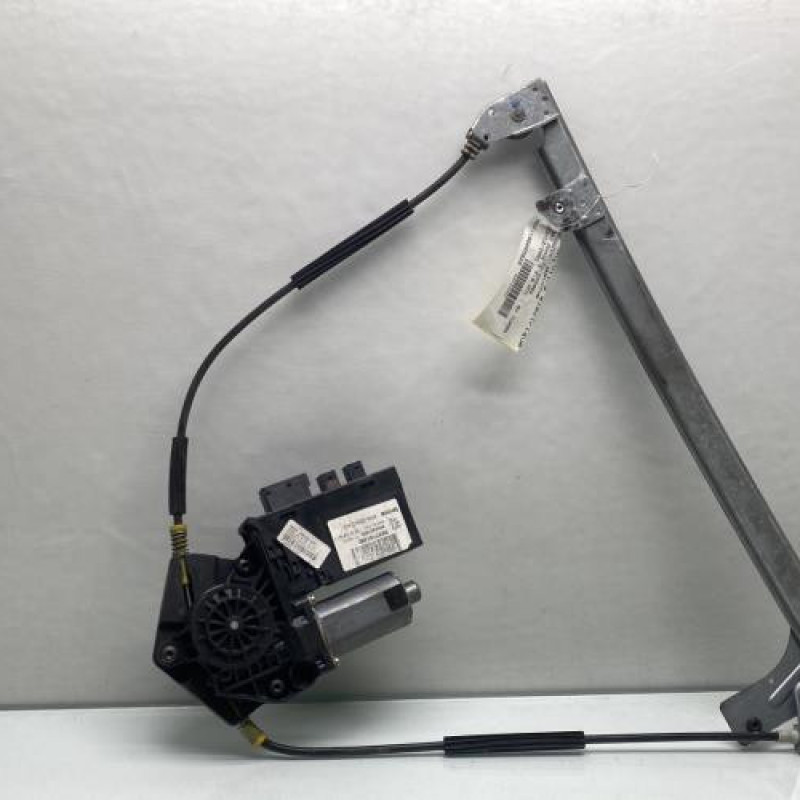 Leve vitre electrique avant gauche PEUGEOT 307 Photo n°6