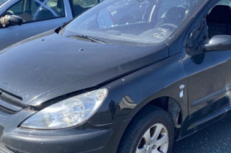 Serrure avant droit PEUGEOT 307