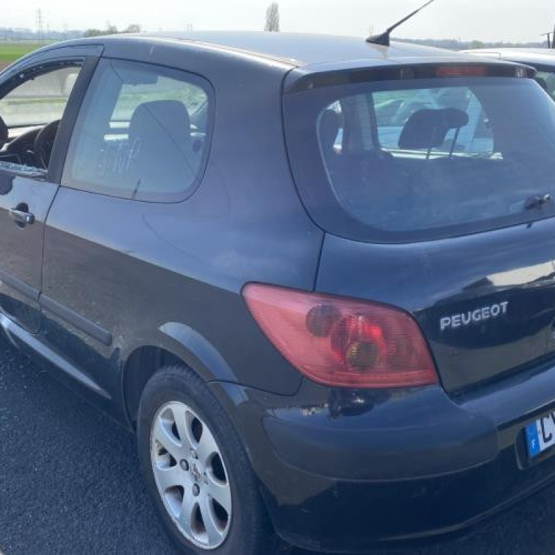 Serrure avant droit PEUGEOT 307 Photo n°8