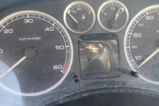 Serrure avant droit PEUGEOT 307