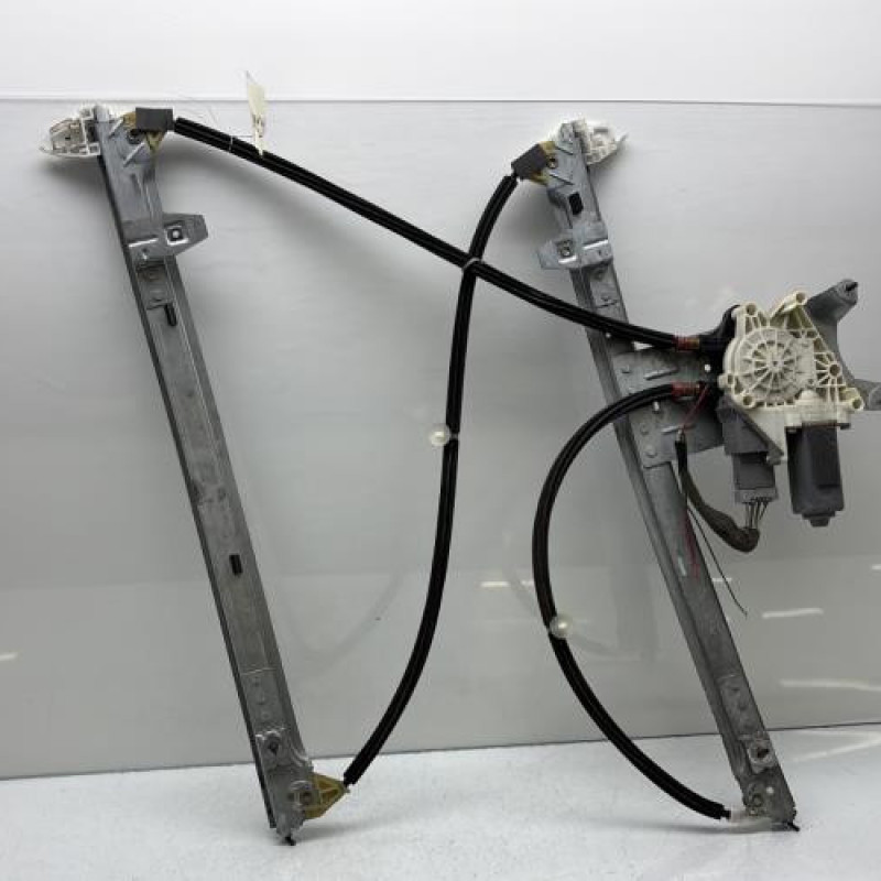 Leve vitre electrique avant gauche CITROEN XSARA PICASSO Photo n°1