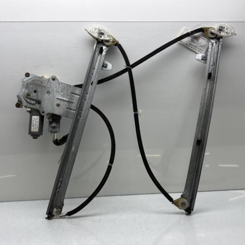 Leve vitre electrique avant gauche CITROEN XSARA PICASSO Photo n°7