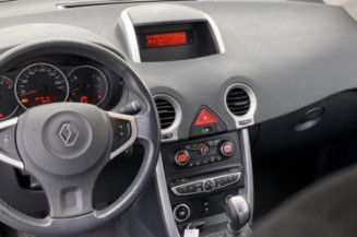 Boitier UPC RENAULT KOLEOS 1