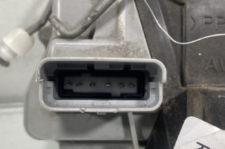 Serrure avant gauche PEUGEOT 307