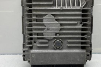 Calculateur moteur VOLKSWAGEN POLO 5 Photo n°1