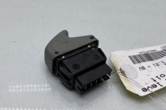 Interrupteur de leve vitre avant droit RENAULT TWINGO 1