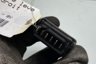 Interrupteur de leve vitre avant droit RENAULT TWINGO 1