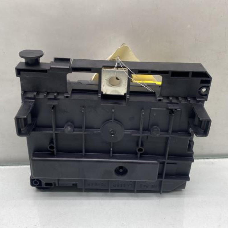 Boitier servitude moteur (BSM) PEUGEOT 308 1 SW Photo n°3