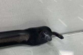 Attache ceinture avant gauche RENAULT SCENIC 3