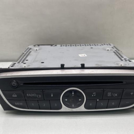 Autoradio d'origine RENAULT SCENIC 3 Photo n°1
