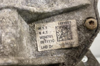Moteur essuie glace avant droit RENAULT SCENIC 3