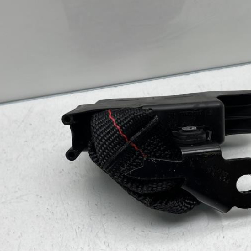 Attache ceinture arriere droit RENAULT CLIO 3 Photo n°5