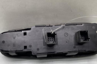 Interrupteur de leve vitre avant gauche CITROEN C4 PICASSO 1