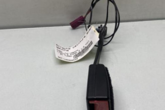 Attache ceinture avant gauche FORD FIESTA 6