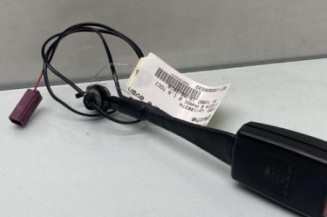 Attache ceinture avant gauche FORD FIESTA 6