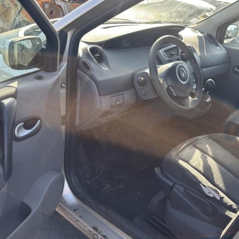 Boitier UPC RENAULT GRAND SCENIC 2 Photo n°13