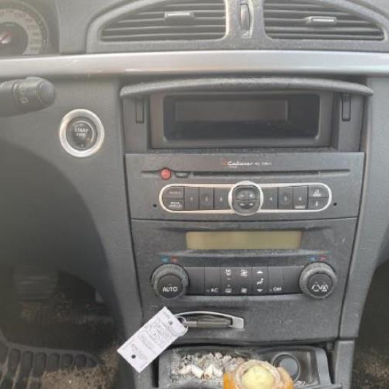 Leve vitre electrique avant gauche RENAULT LAGUNA 2 Photo n°11