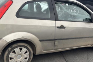 Feu arriere principal droit (feux) FORD FIESTA 5