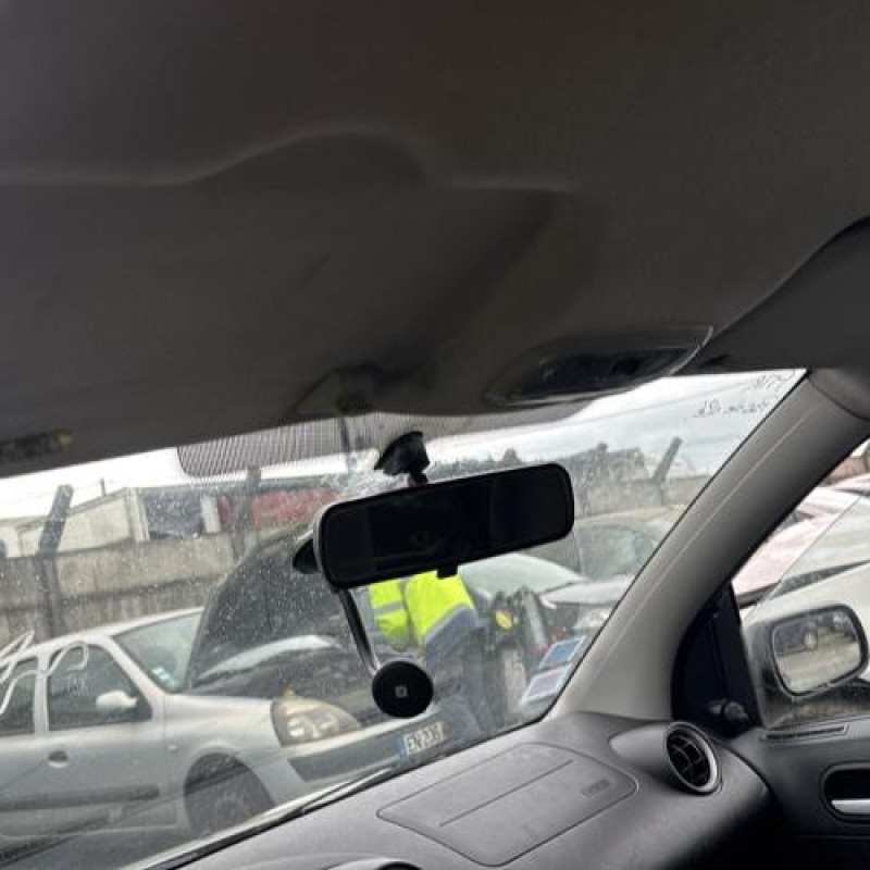 Feu arriere principal droit (feux) FORD FIESTA 5 Photo n°18