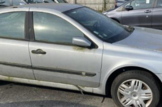 Feu arriere principal gauche (feux) RENAULT LAGUNA 2