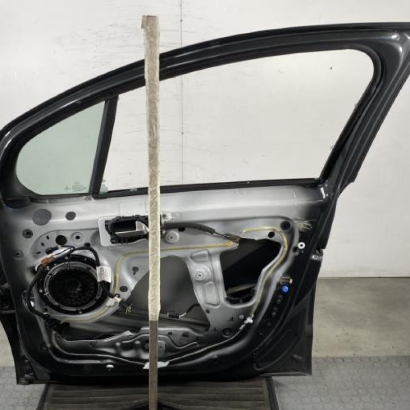 Porte avant droit CITROEN C3 2 Photo n°7