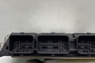 Calculateur moteur PEUGEOT 308 1