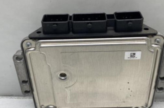 Calculateur moteur PEUGEOT 308 1