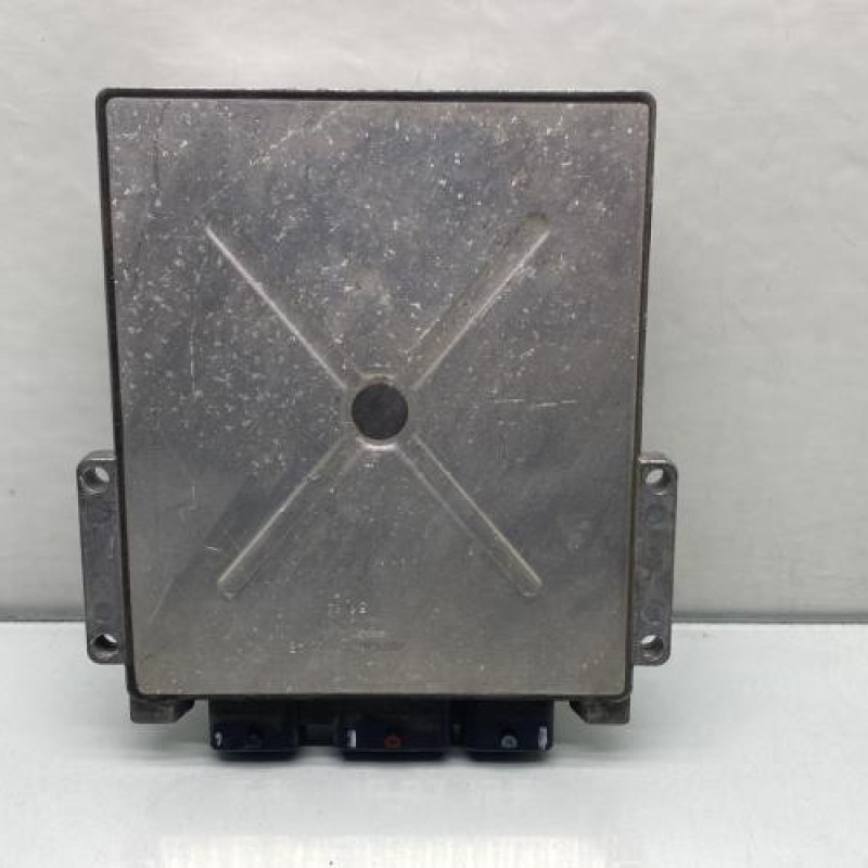 Calculateur moteur FORD TRANSIT 4 Photo n°4
