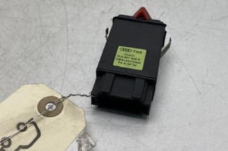 Bouton de warning AUDI A3 1