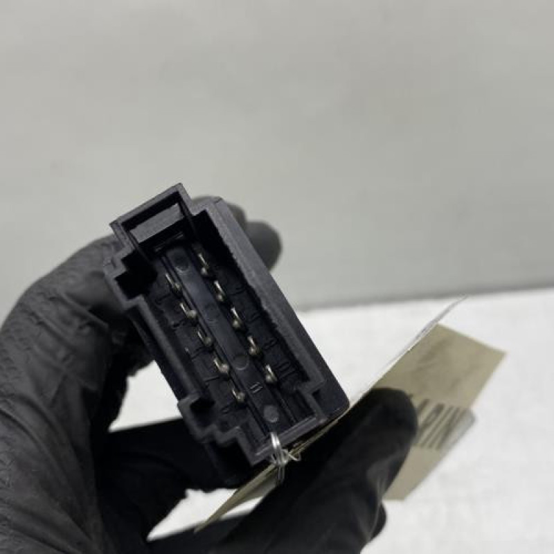 Bouton de warning AUDI A3 1 Photo n°4