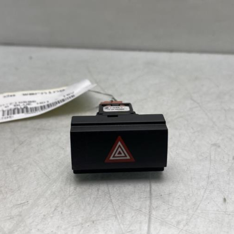 Bouton de warning PEUGEOT EXPERT 4 Photo n°1