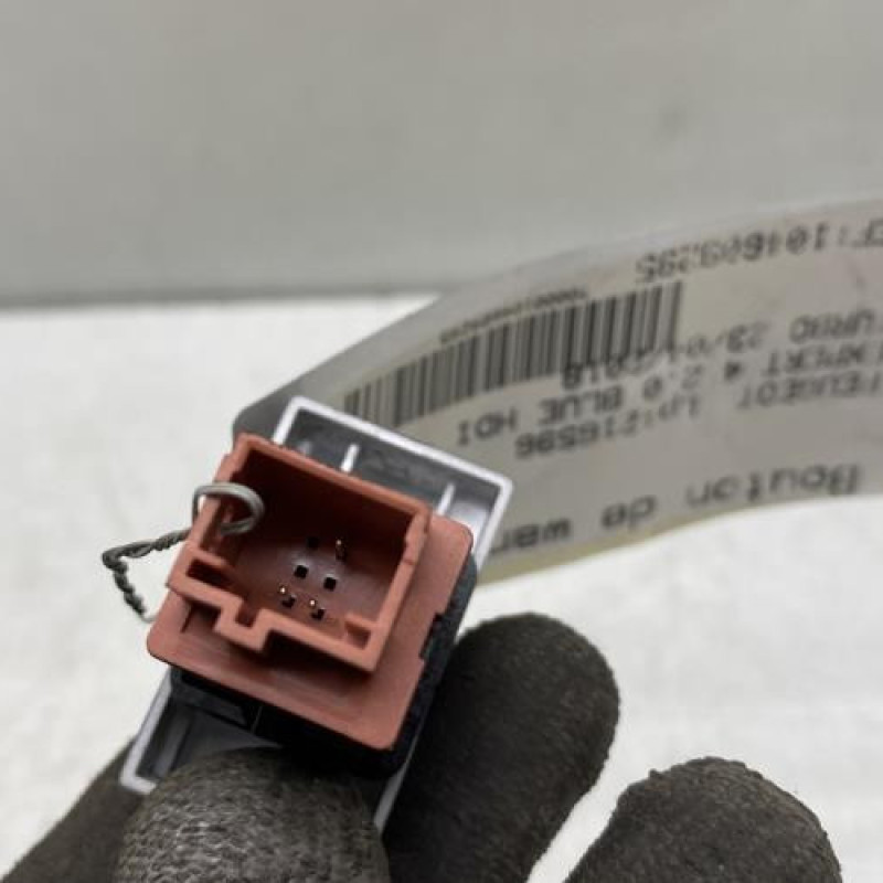 Bouton de warning PEUGEOT EXPERT 4 Photo n°4