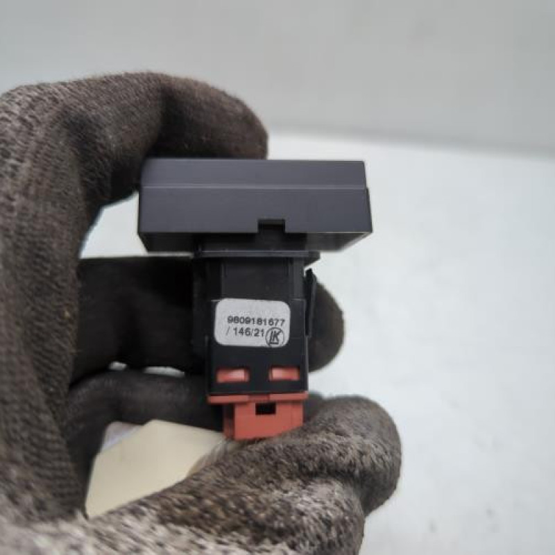 Bouton de warning OPEL VIVARO 3 Photo n°4